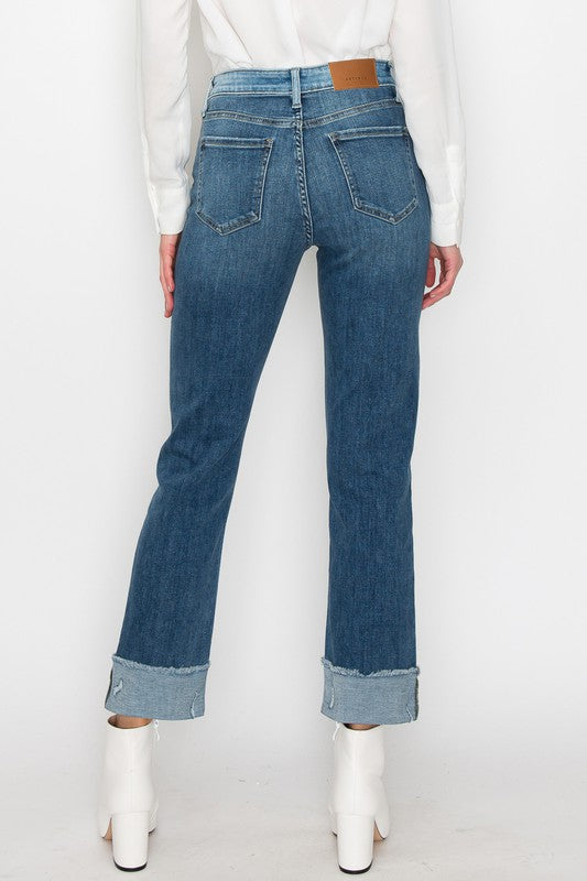 PLUS SIZE - HIGH RISE STRAIGHT JEANS